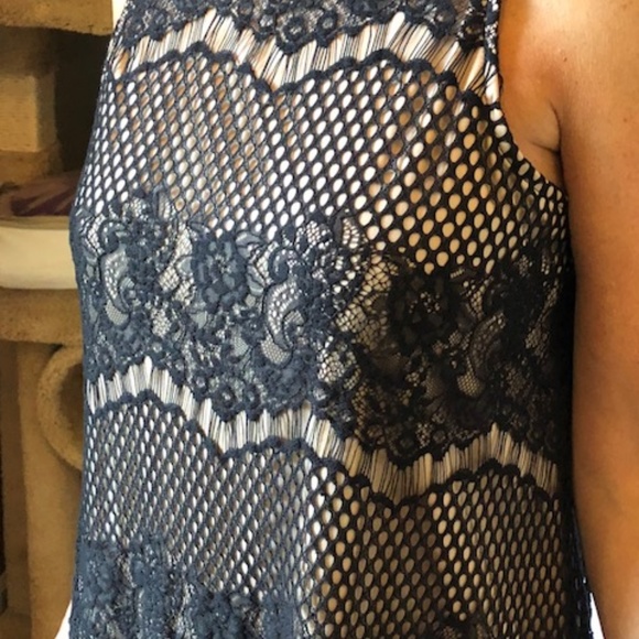 Black Lacey dress - Picture 3 of 4